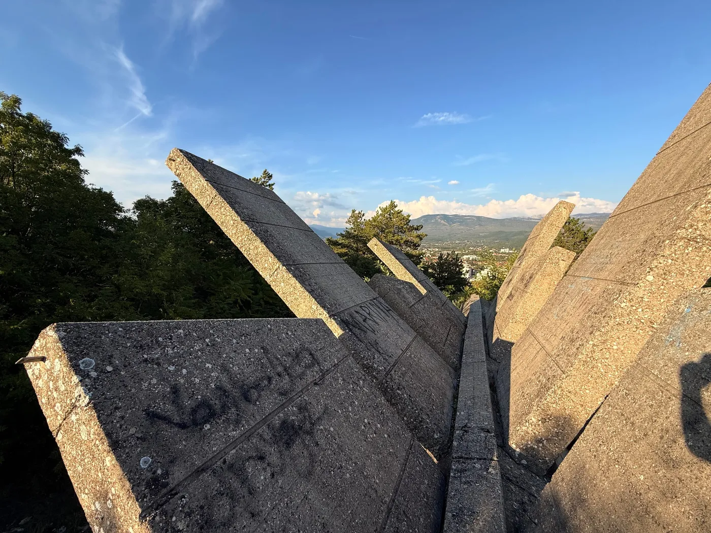 Facing Knin — photograph 2