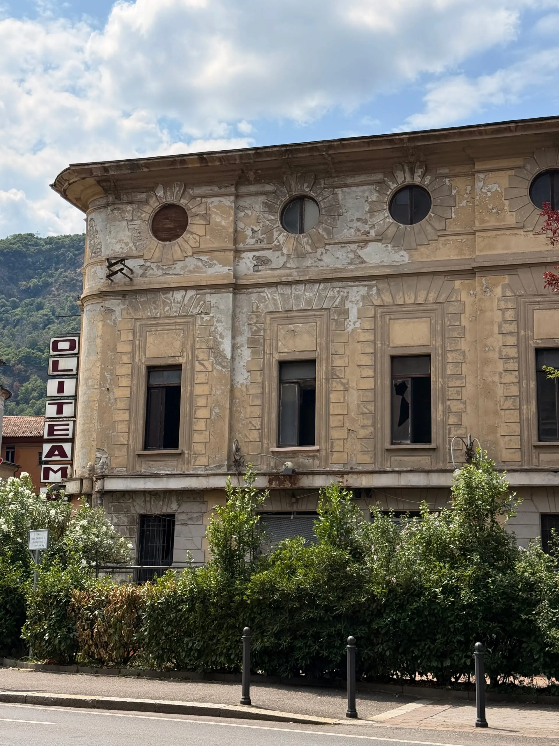 Politeama — photograph 3