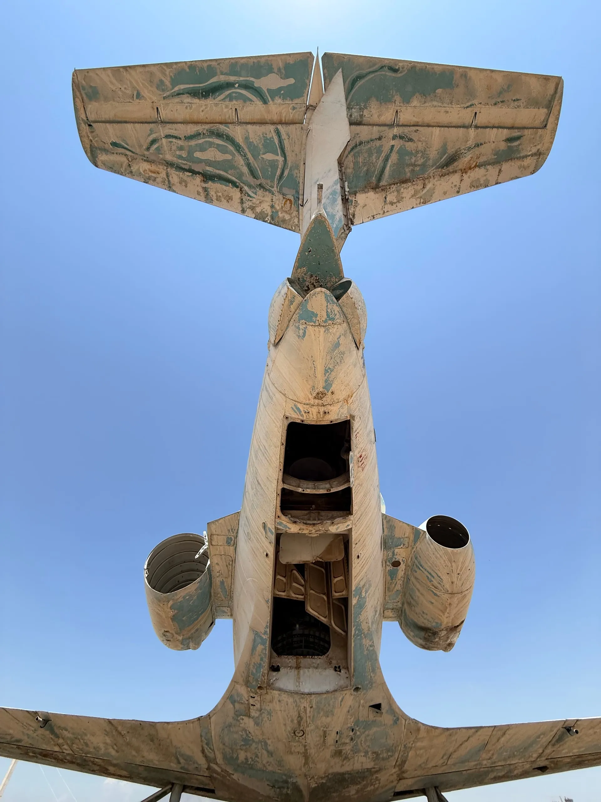 Grounded — photograph 4