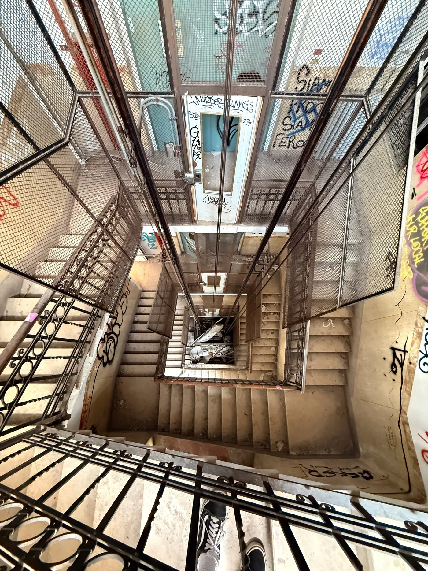 The Air Cure — photograph 7